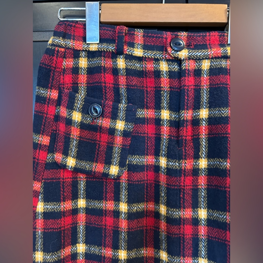 Woman’s vintage lined skirt